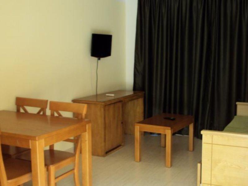 Apartamentos Bahia De San Antonio エクステリア 写真